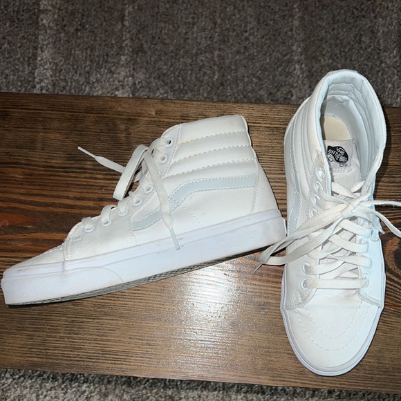 High-top Vans - Picture 2 of 3